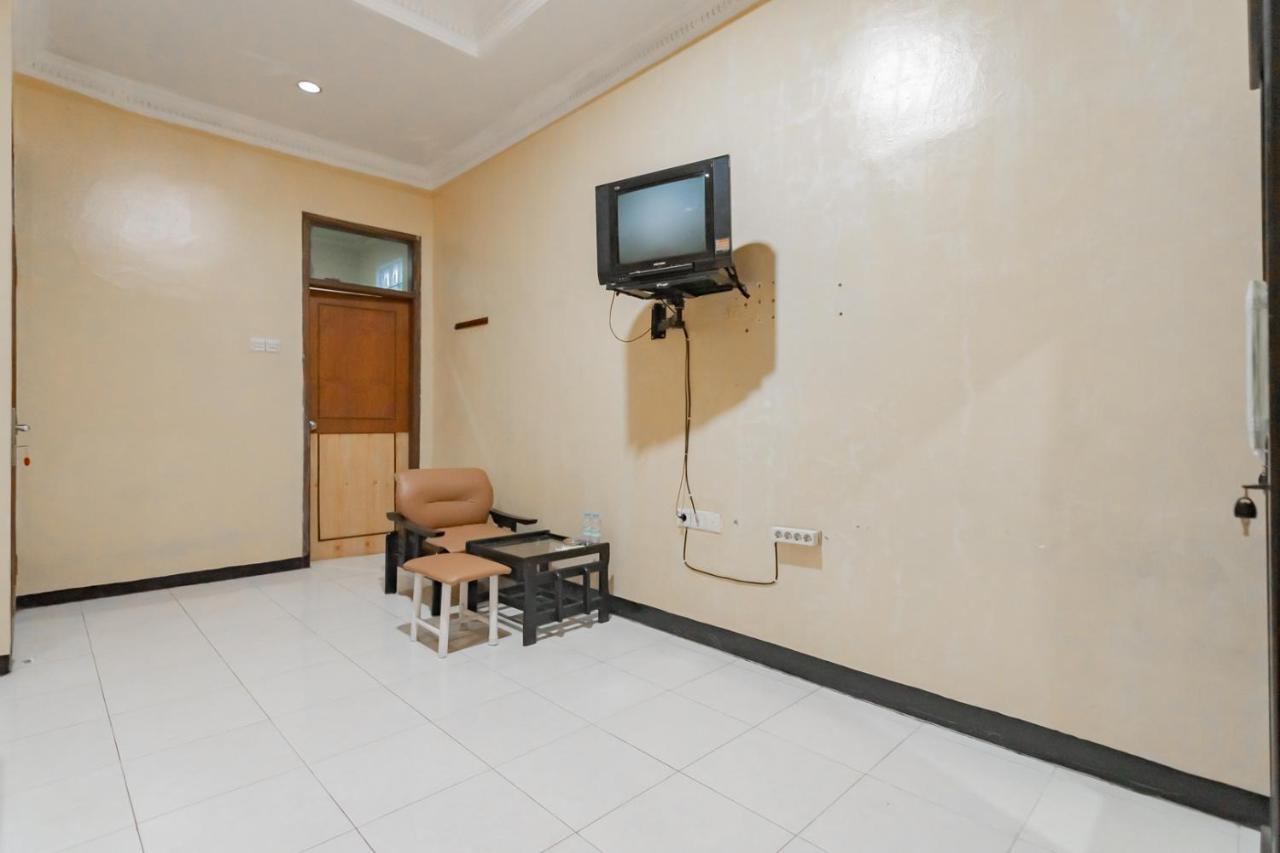 Hotel Markoni Pamanukan Mitra Reddoorz Pamanukan Hilir ภายนอก รูปภาพ
