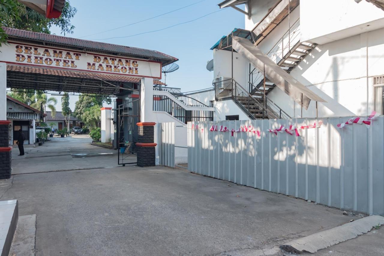 Hotel Markoni Pamanukan Mitra Reddoorz Pamanukan Hilir ภายนอก รูปภาพ