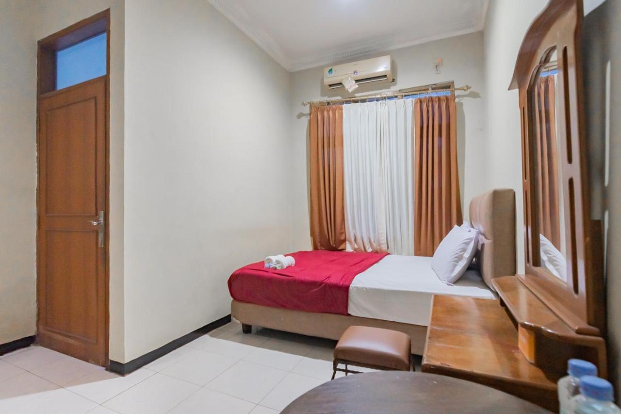 Hotel Markoni Pamanukan Mitra Reddoorz Pamanukan Hilir ภายนอก รูปภาพ